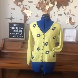 BOGO. Retro vibes flower cardigan